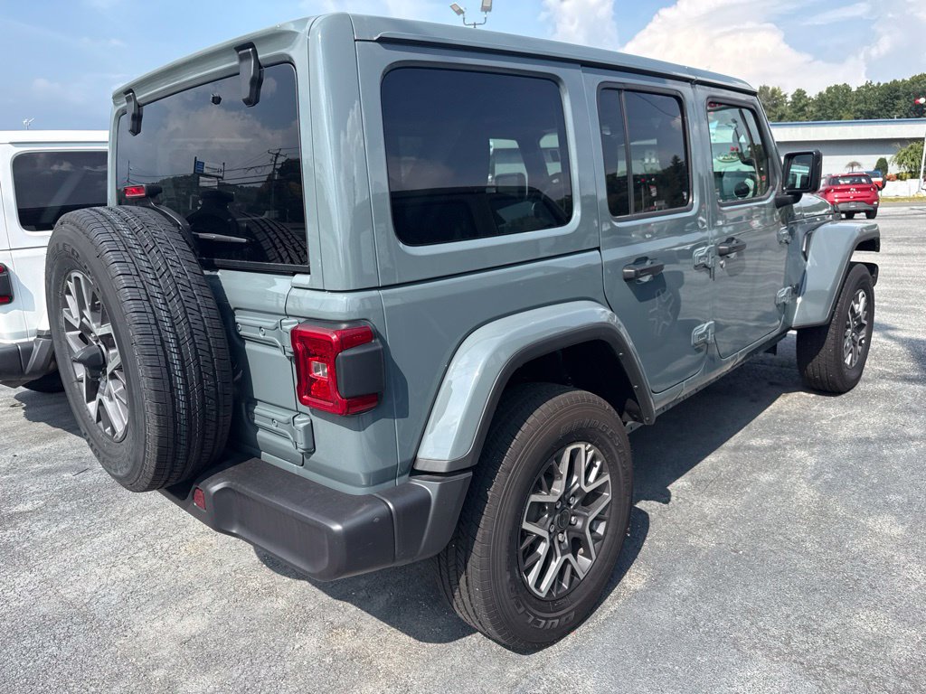 Used 2026 Jeep Wrangler Sahara SUV