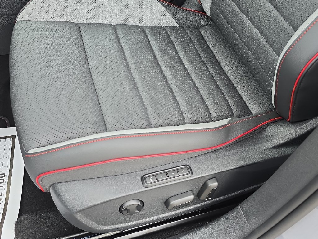 2026 Volkswagen Golf GTI SE - Photo 25