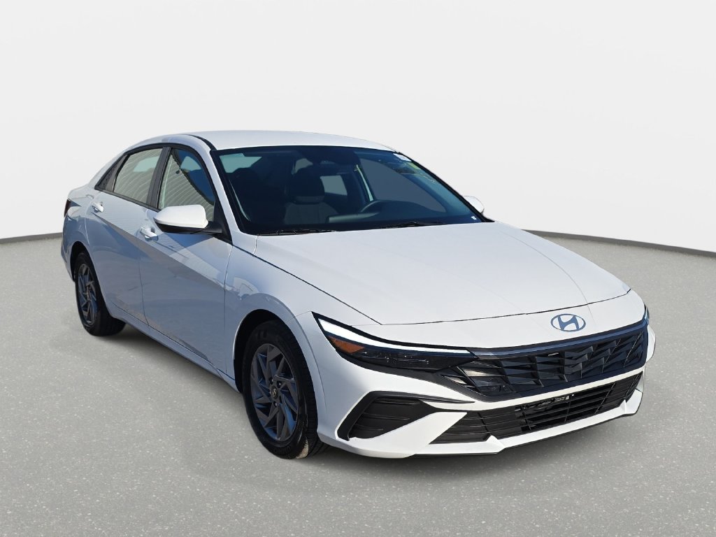 Used 2025 Hyundai Elantra Hybrid Blue Sedan