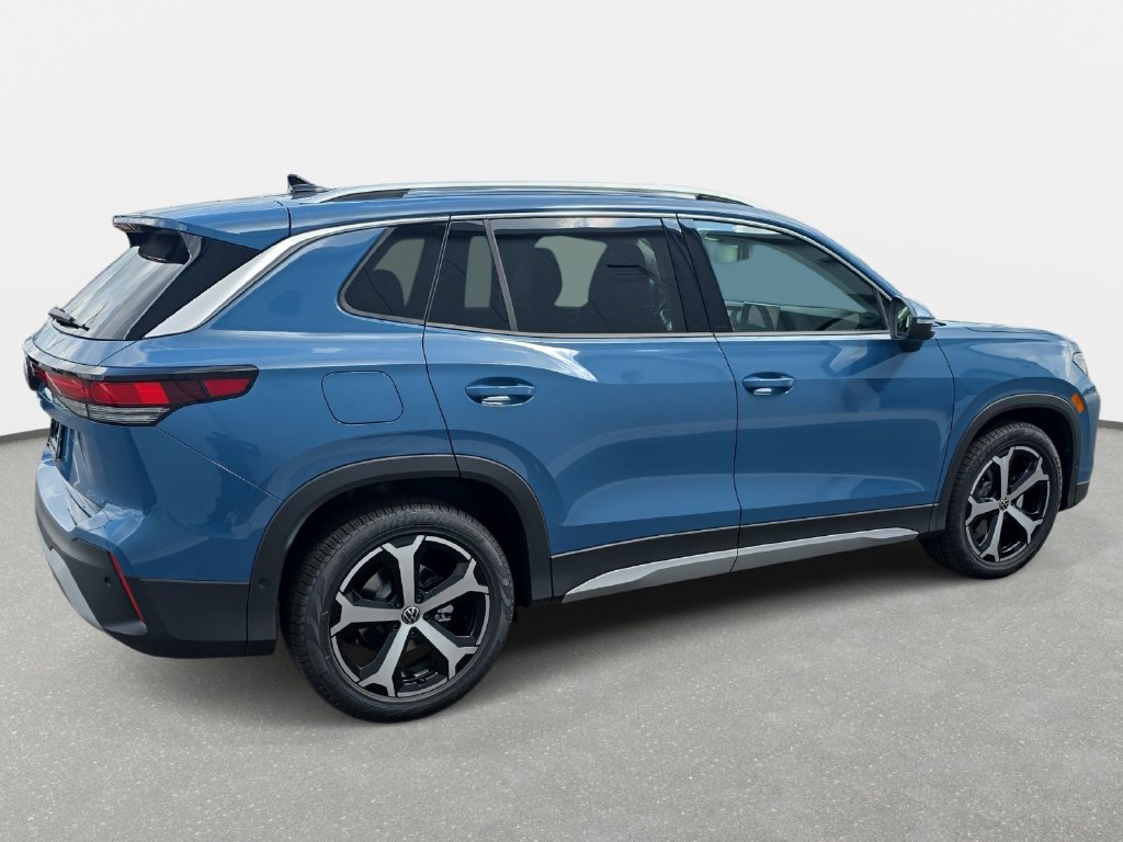New 2026 Volkswagen Tiguan SE SUV