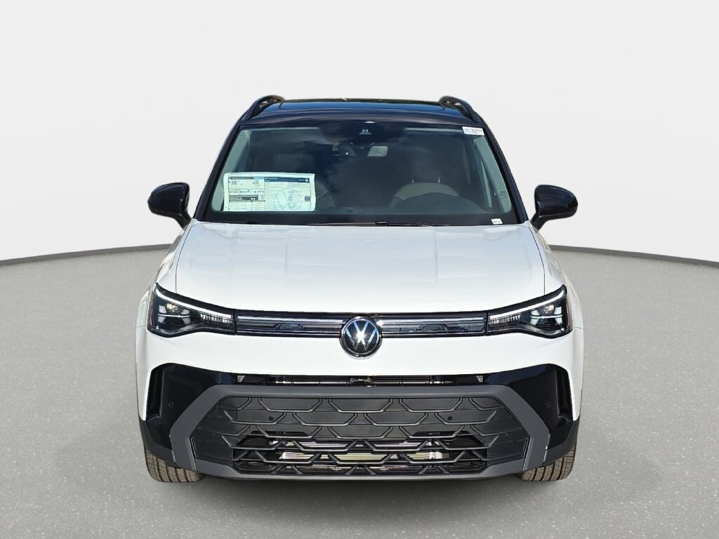 New 2027 Volkswagen Taos 1.5T SE Black SUV