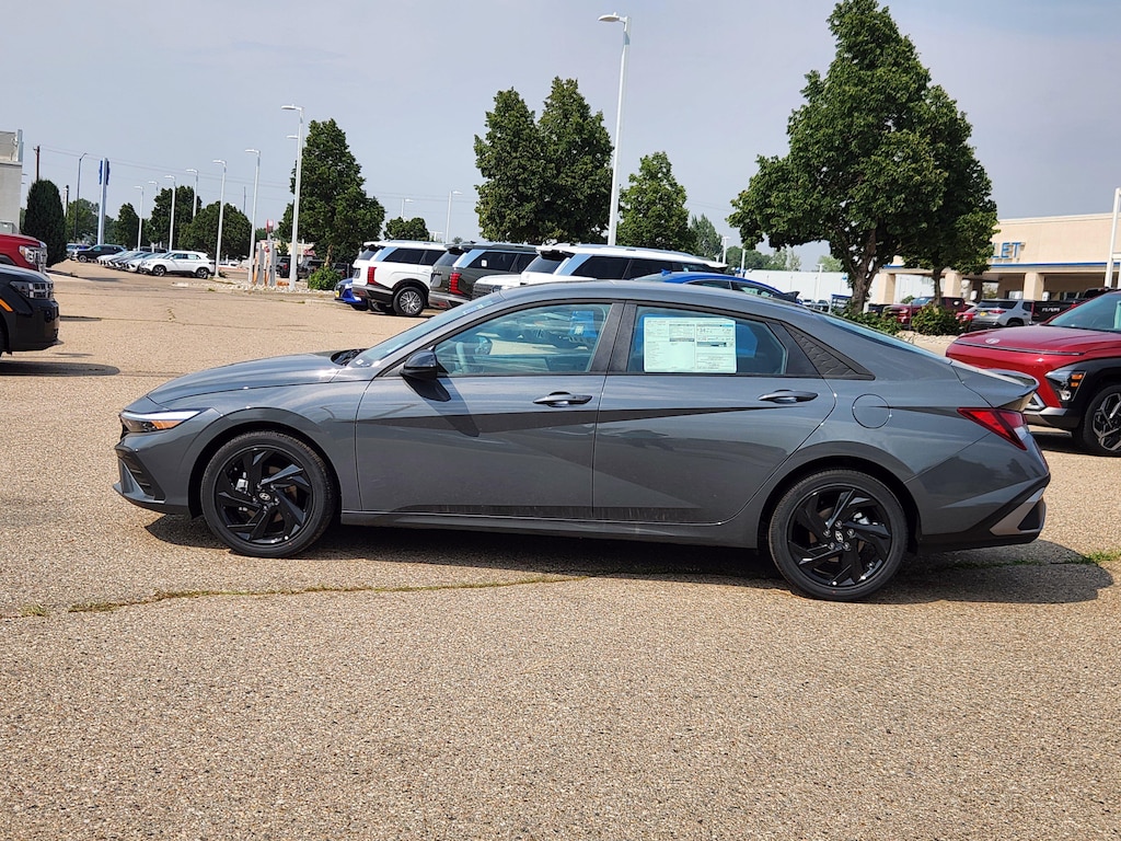 New 2026 Hyundai Elantra SEL Sport Premium Sedan
