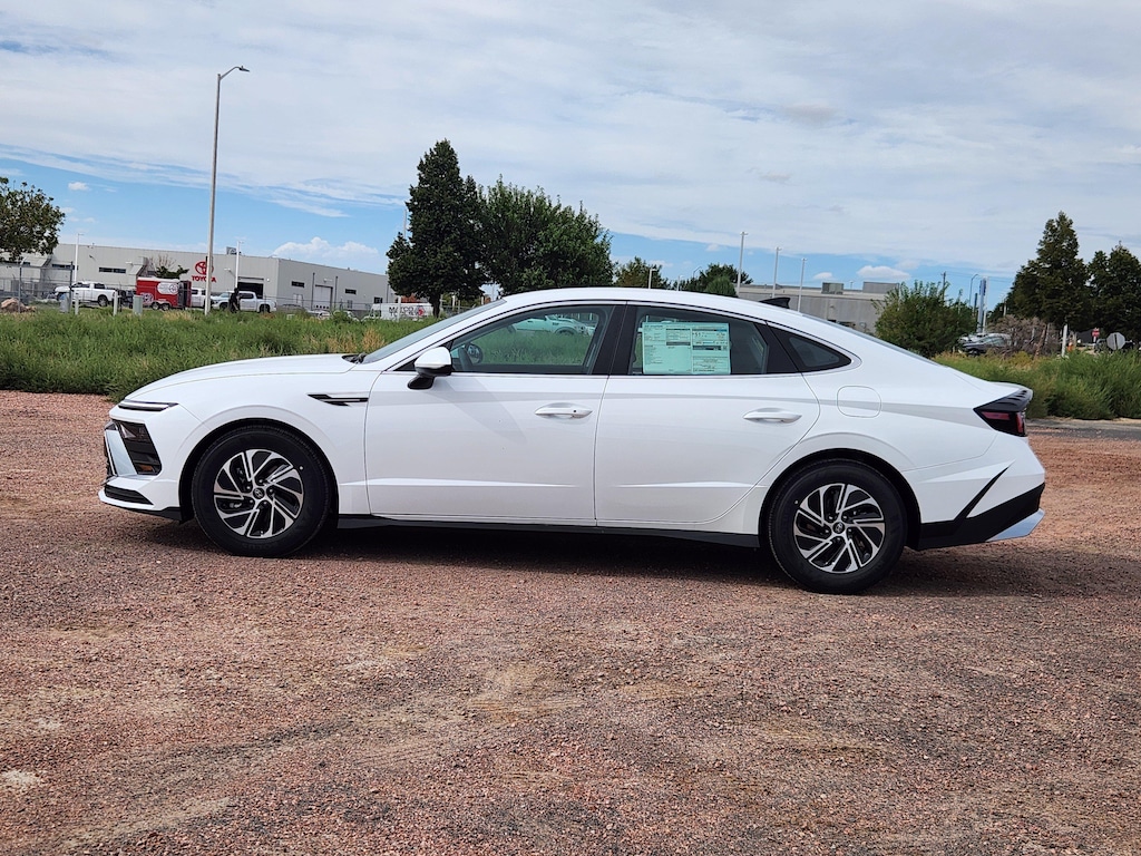 New 2026 Hyundai Sonata Hybrid Blue Sedan