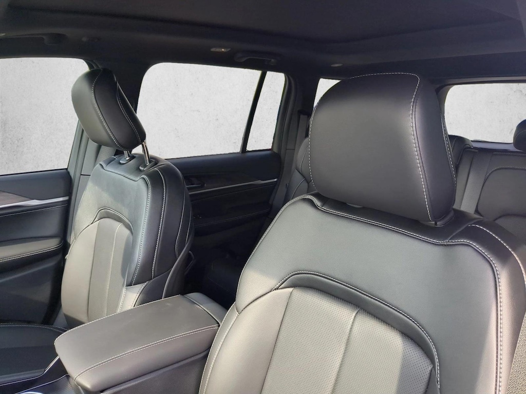 New 2026 Jeep Grand Cherokee Limited Reserve SUV