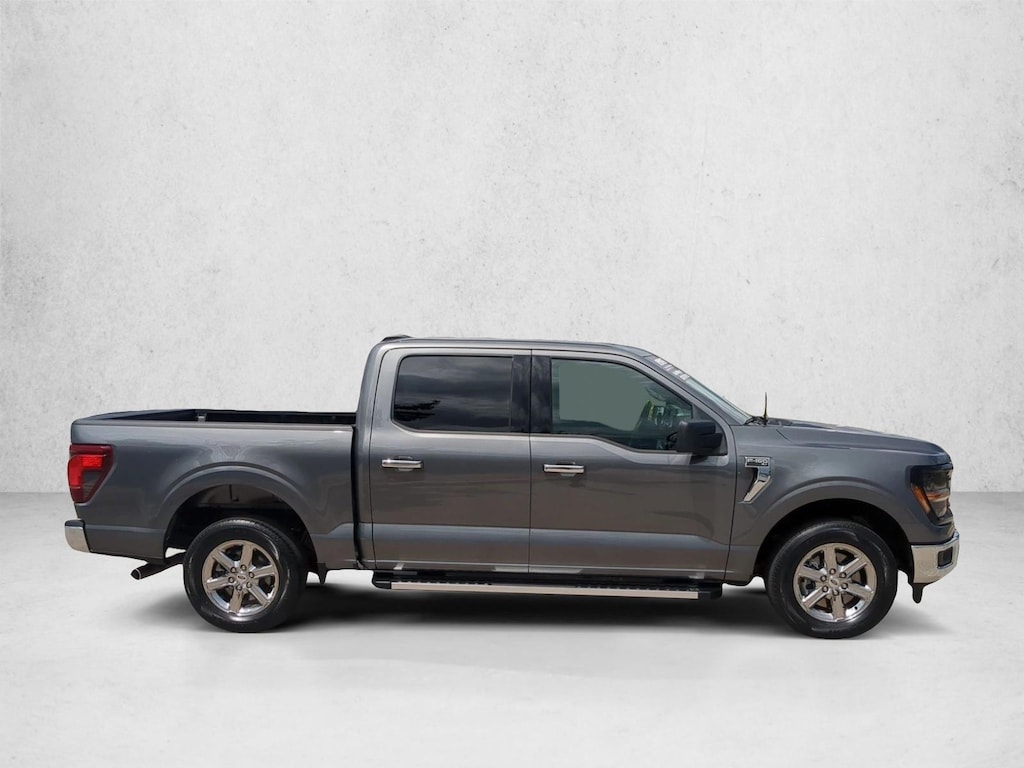 Used 2025 Ford F-150 XLT Crew Cab Pickup