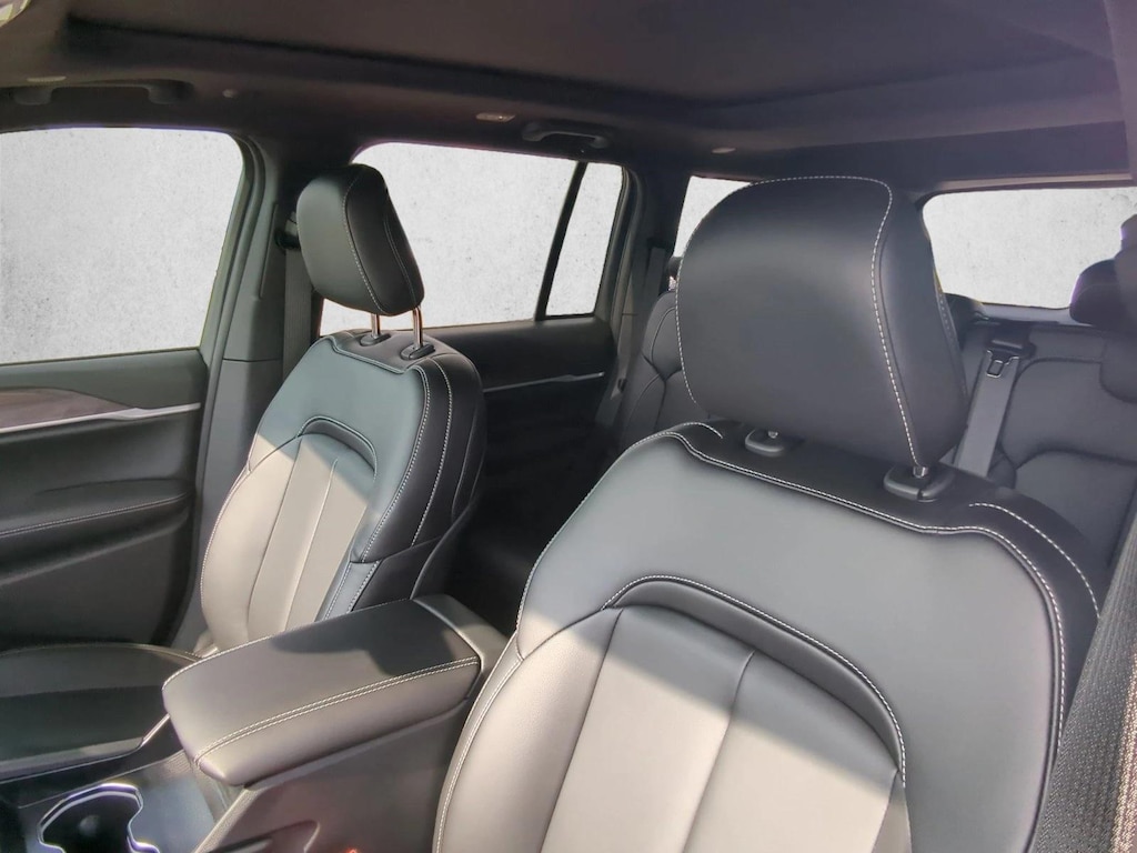 New 2026 Jeep Grand Cherokee Limited SUV