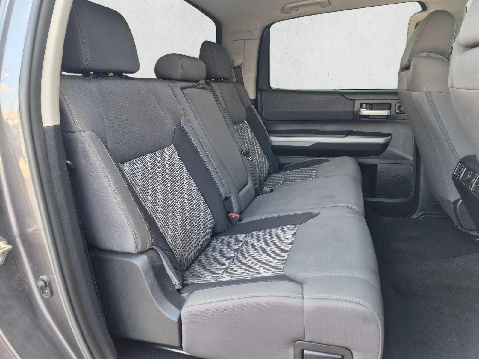 2019 Toyota Tundra SR5 - Photo 20