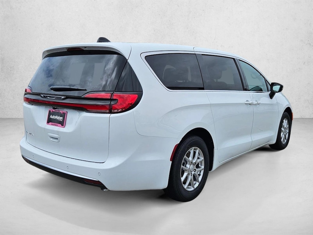 New 2027 Chrysler Pacifica Select Van Passenger Van