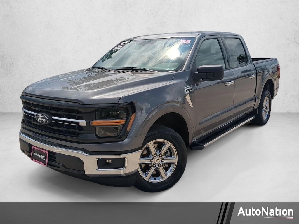 Used 2025 Ford F-150 XLT Crew Cab Pickup