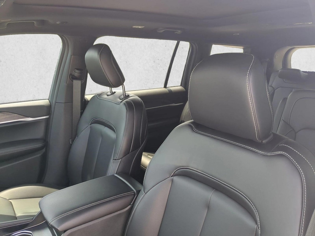 New 2026 Jeep Grand Cherokee L Limited SUV