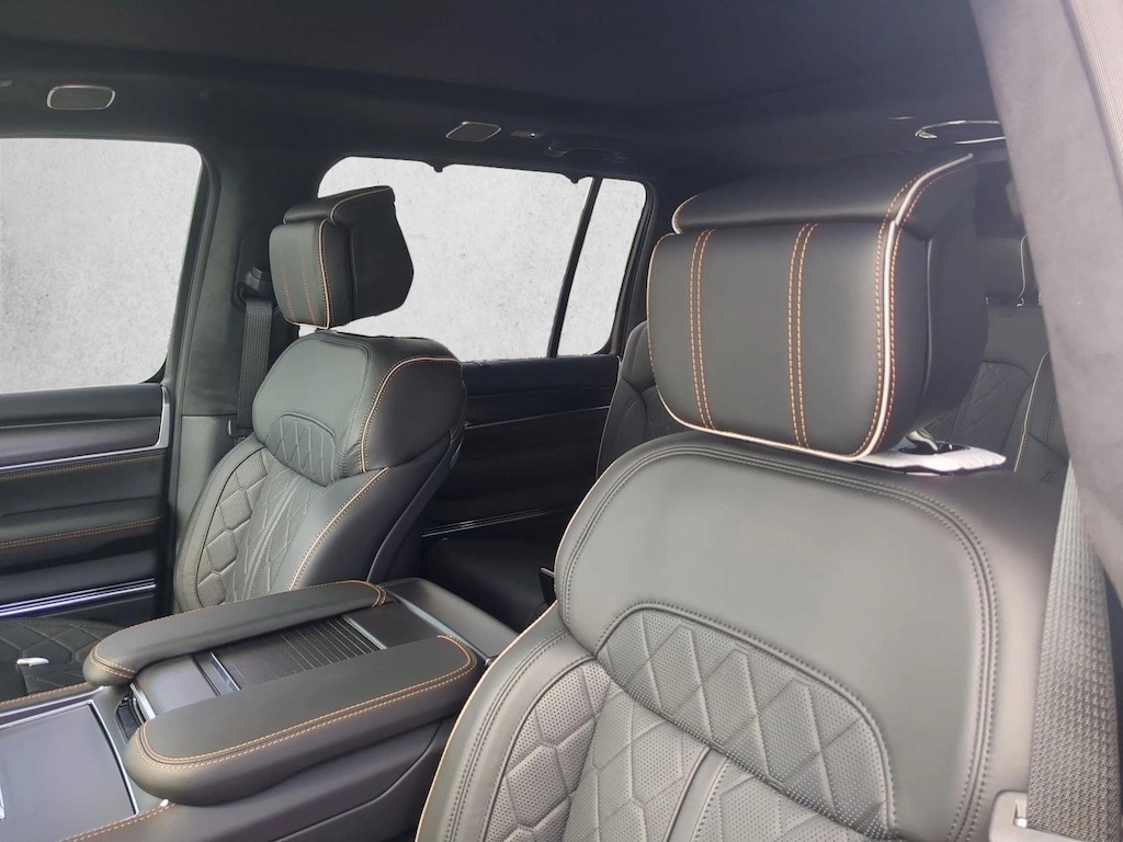 New 2026 Jeep Grand Wagoneer Summit Reserve SUV