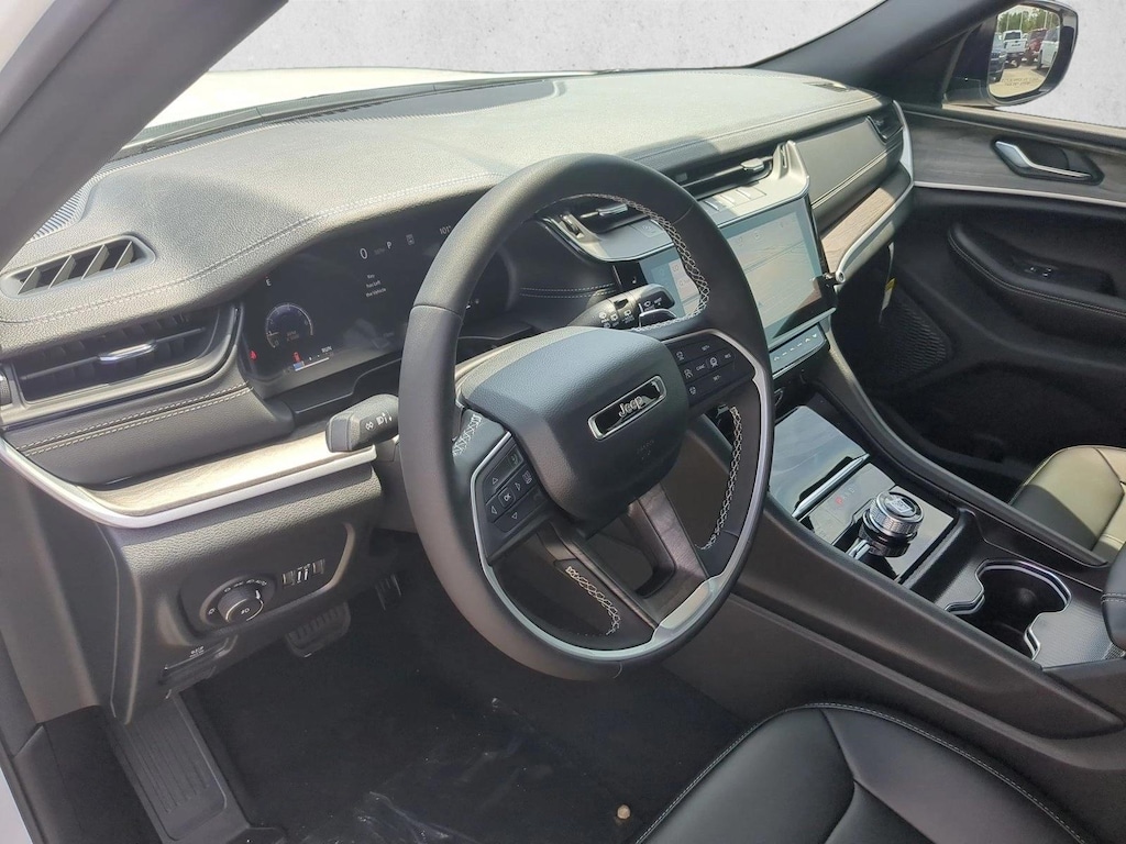 New 2026 Jeep Grand Cherokee L Limited SUV