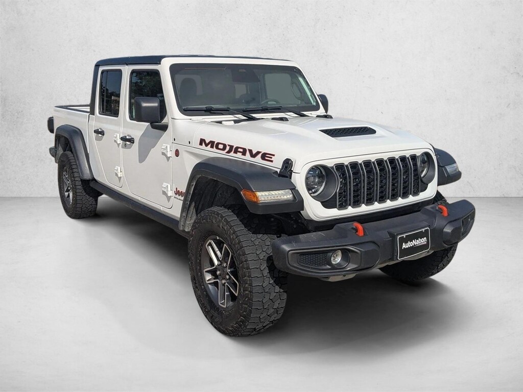 Used 2026 Jeep Gladiator Mojave Crew Cab Pickup