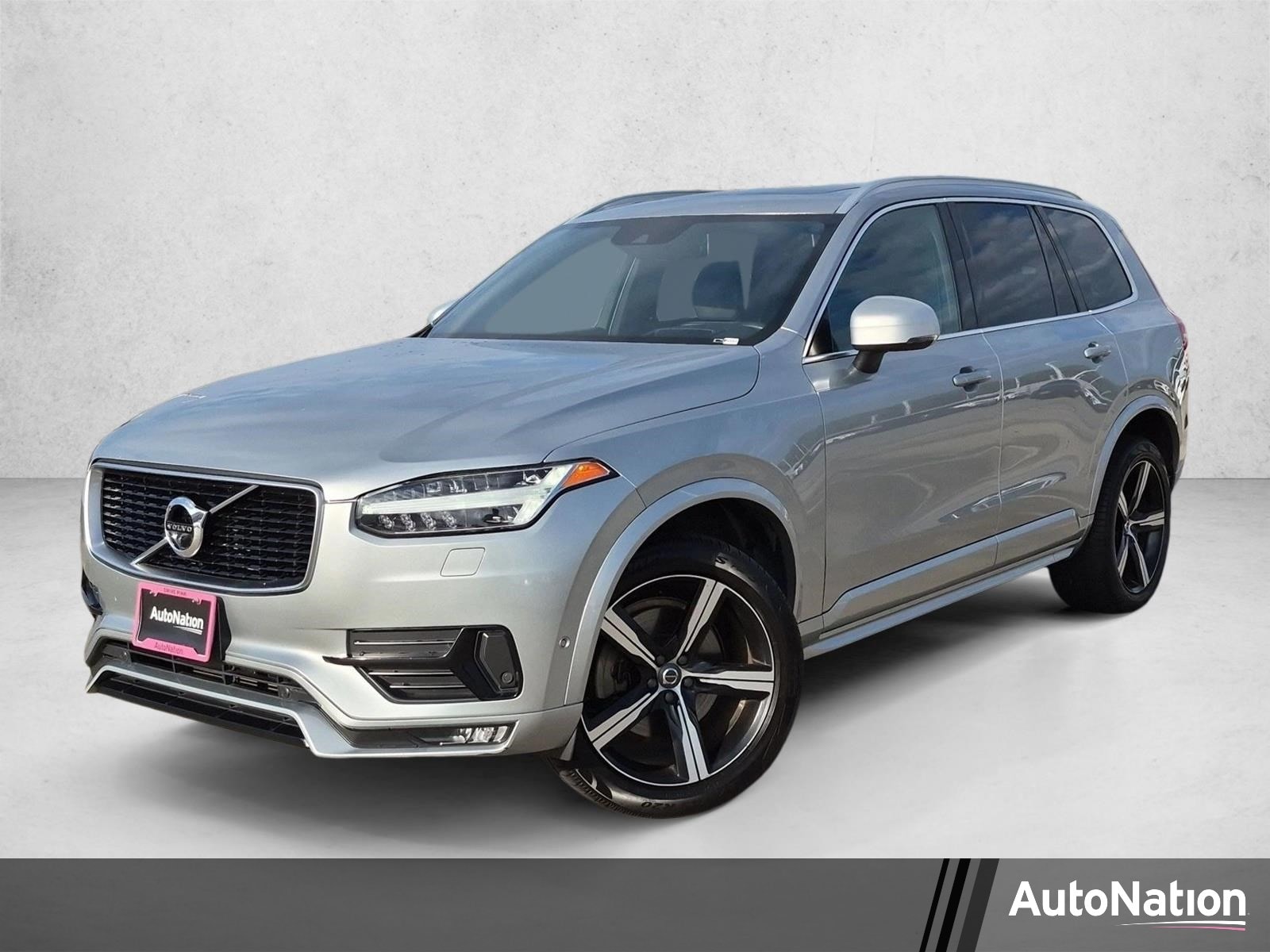 2019 Volvo XC90 R-Design
