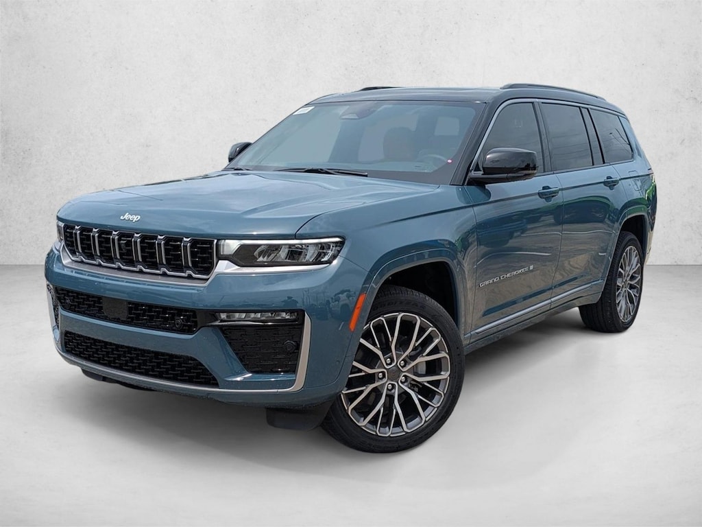 New 2026 Jeep Grand Cherokee L Summit SUV
