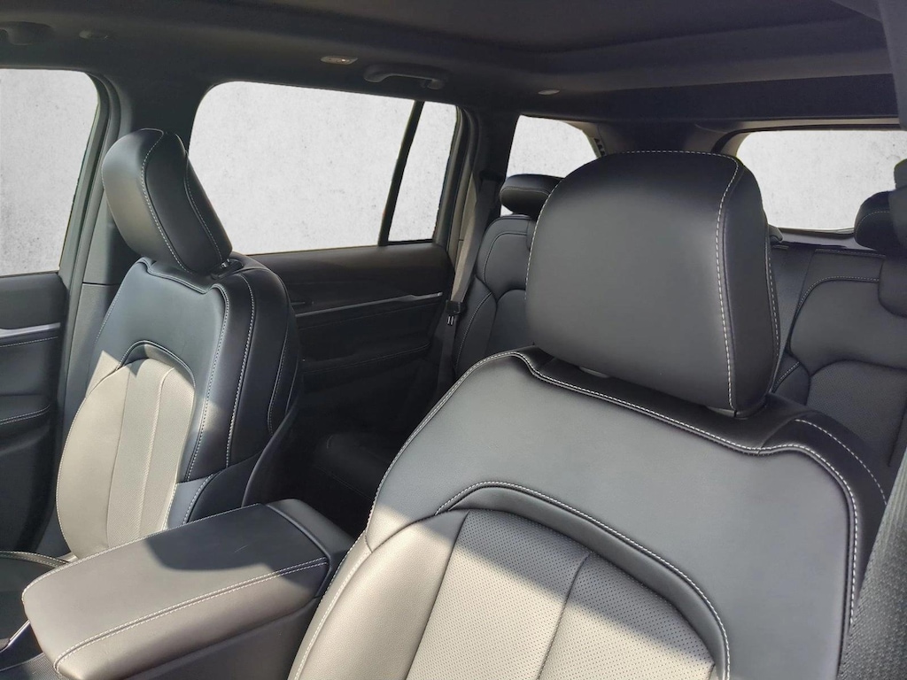 New 2026 Jeep Grand Cherokee Limited Reserve SUV