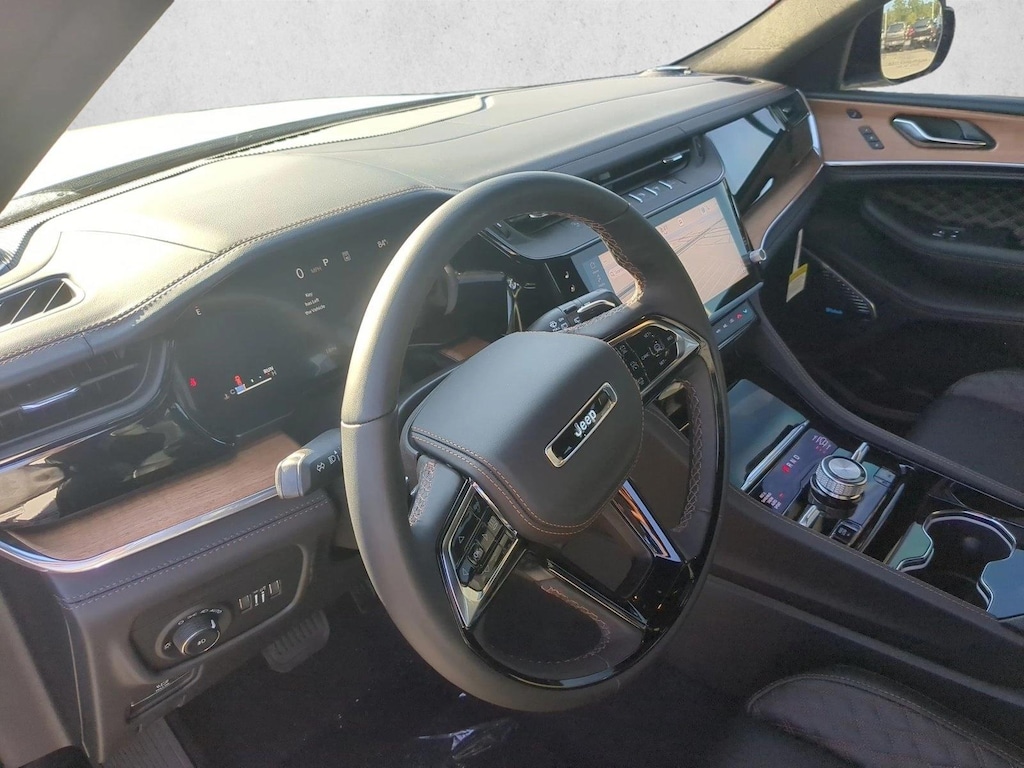 New 2027 Jeep Grand Cherokee Summit SUV
