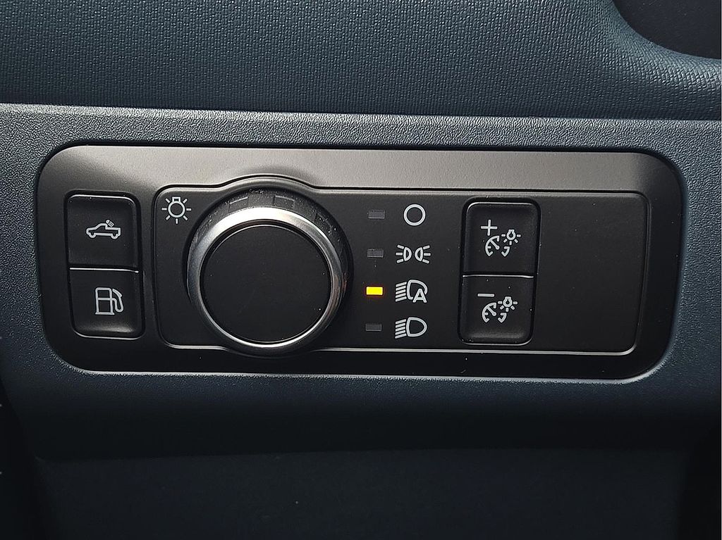 2026 Ford Maverick XL - Photo 17