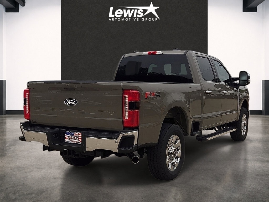 New 2027 Ford F-250SD Lariat Truck