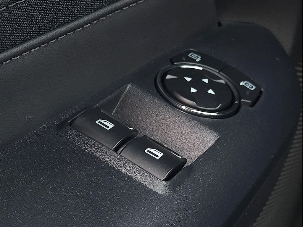 2026 Ford Mustang EcoBoost Fastback - Photo 16