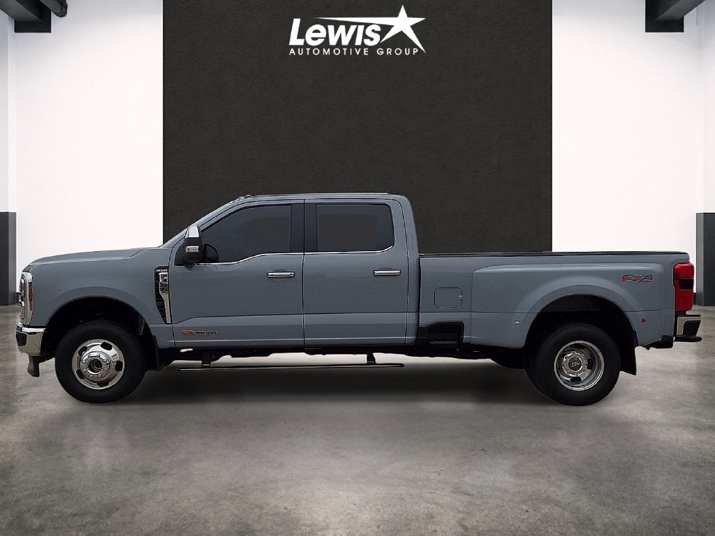 Used 2025 Ford F-350SD King Ranch Truck Crew Cab