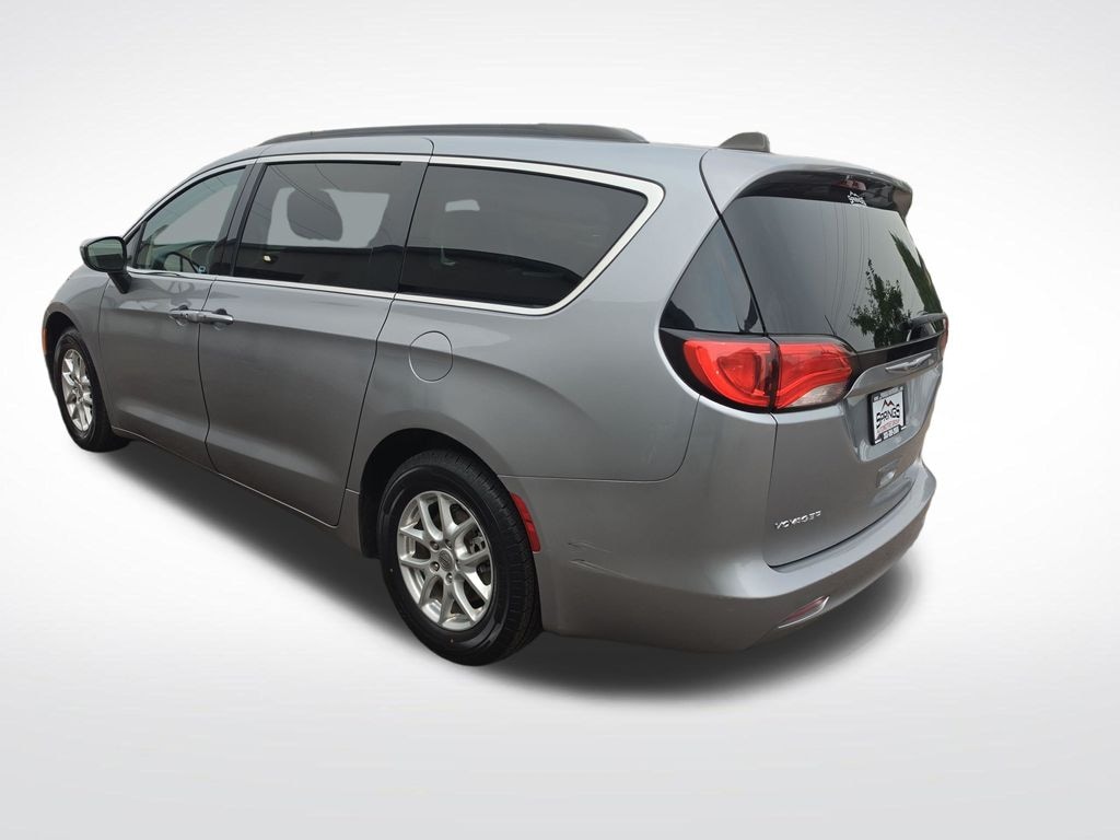 Used 2021 Chrysler Voyager LXI Minivan/Van
