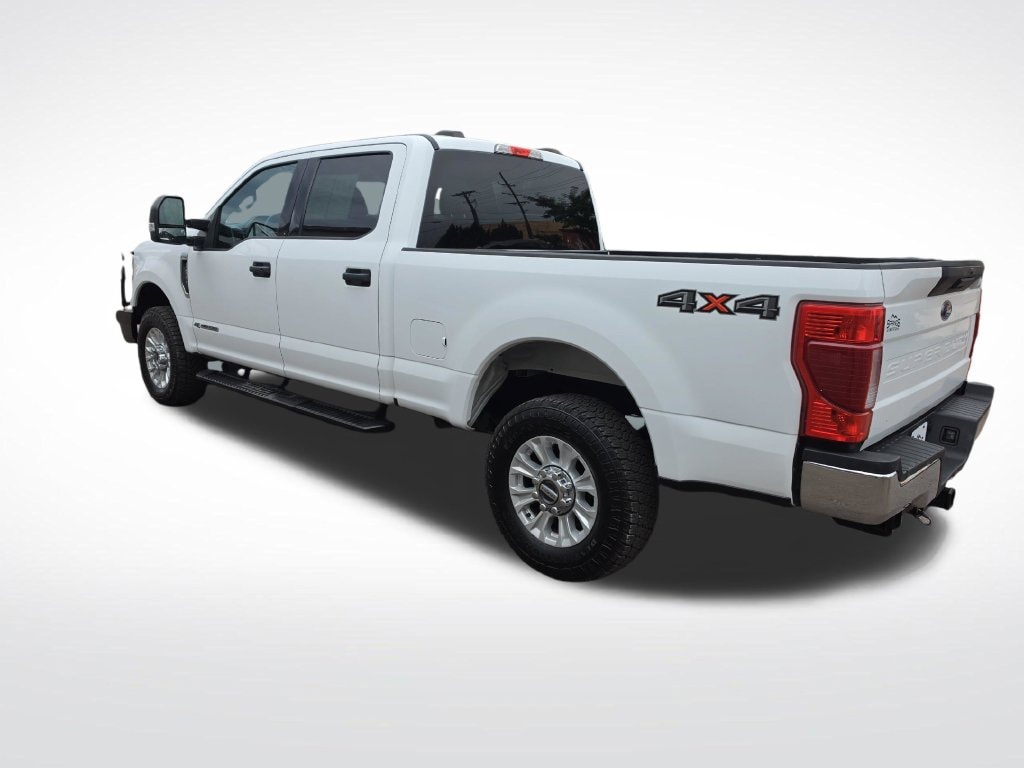 Used 2022 Ford F-250 XLT Truck Crew Cab