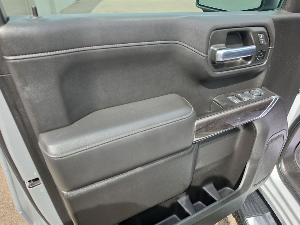 2020 Chevrolet Silverado 1500 LTZ - Photo 9