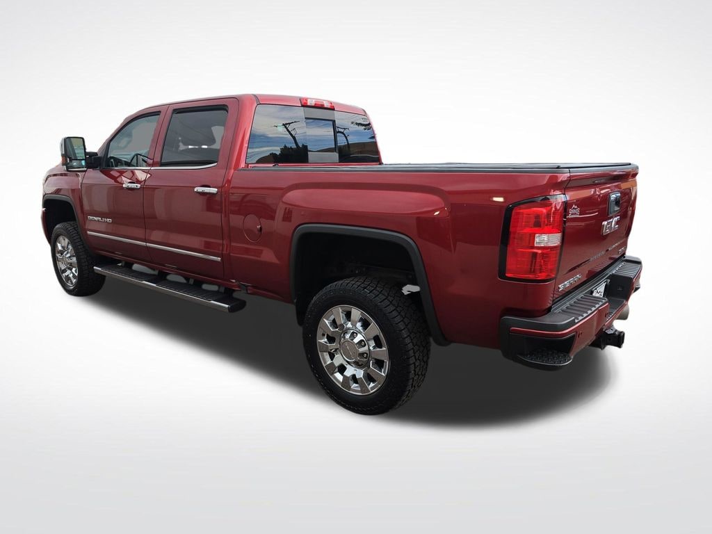 Used 2019 GMC Sierra 2500HD Denali Truck Crew Cab