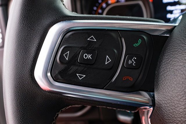 2025 Jeep Wrangler 4-Door Sahara - Photo 43