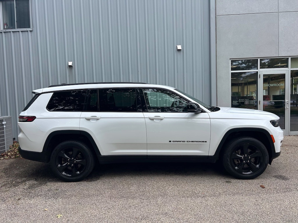 Used 2023 Jeep Grand Cherokee L Limited SUV