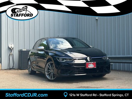 2024 Volkswagen Golf R 2.0T Hatchback