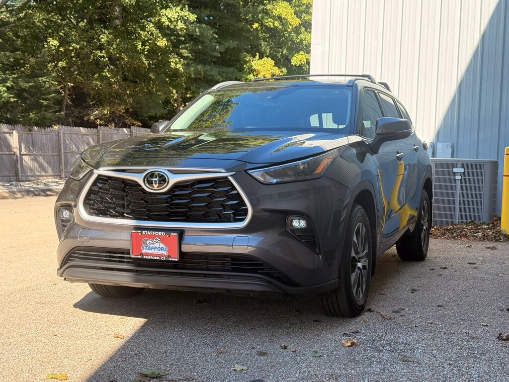 Used 2022 Toyota Highlander XLE SUV
