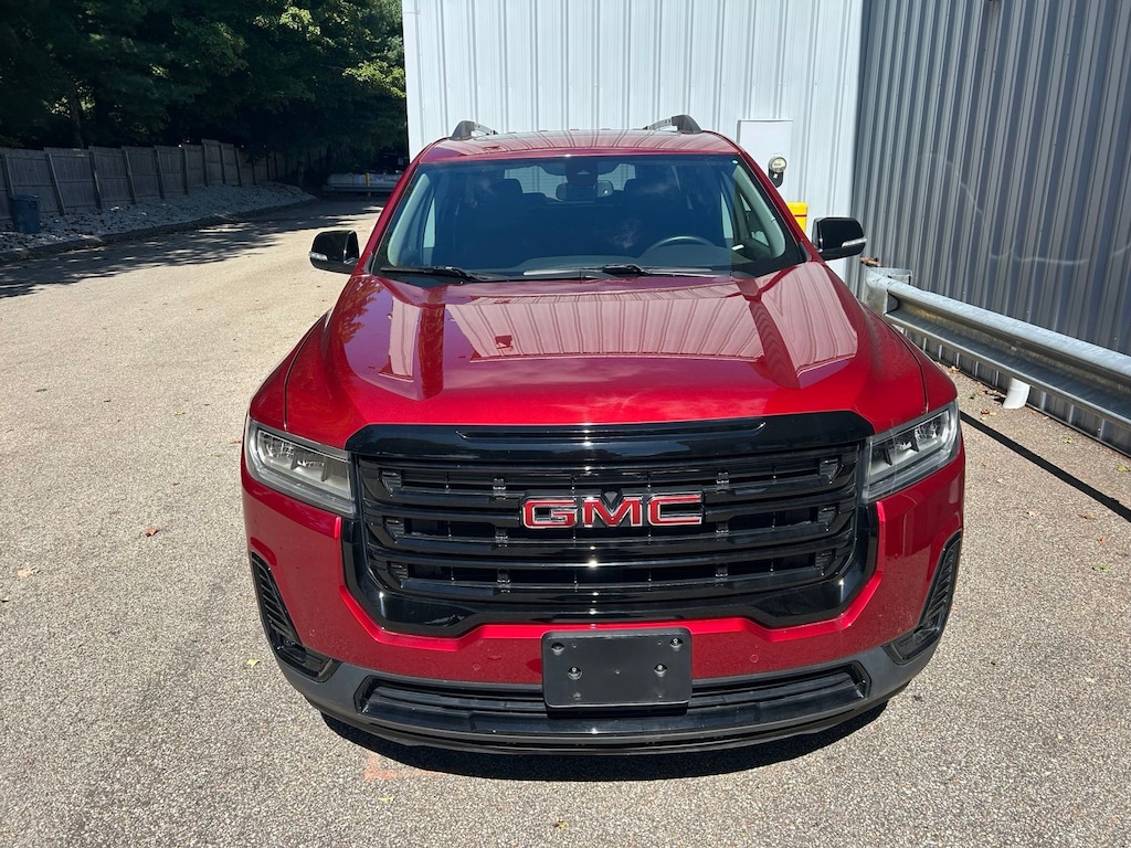 Used 2023 GMC Acadia SLT SUV
