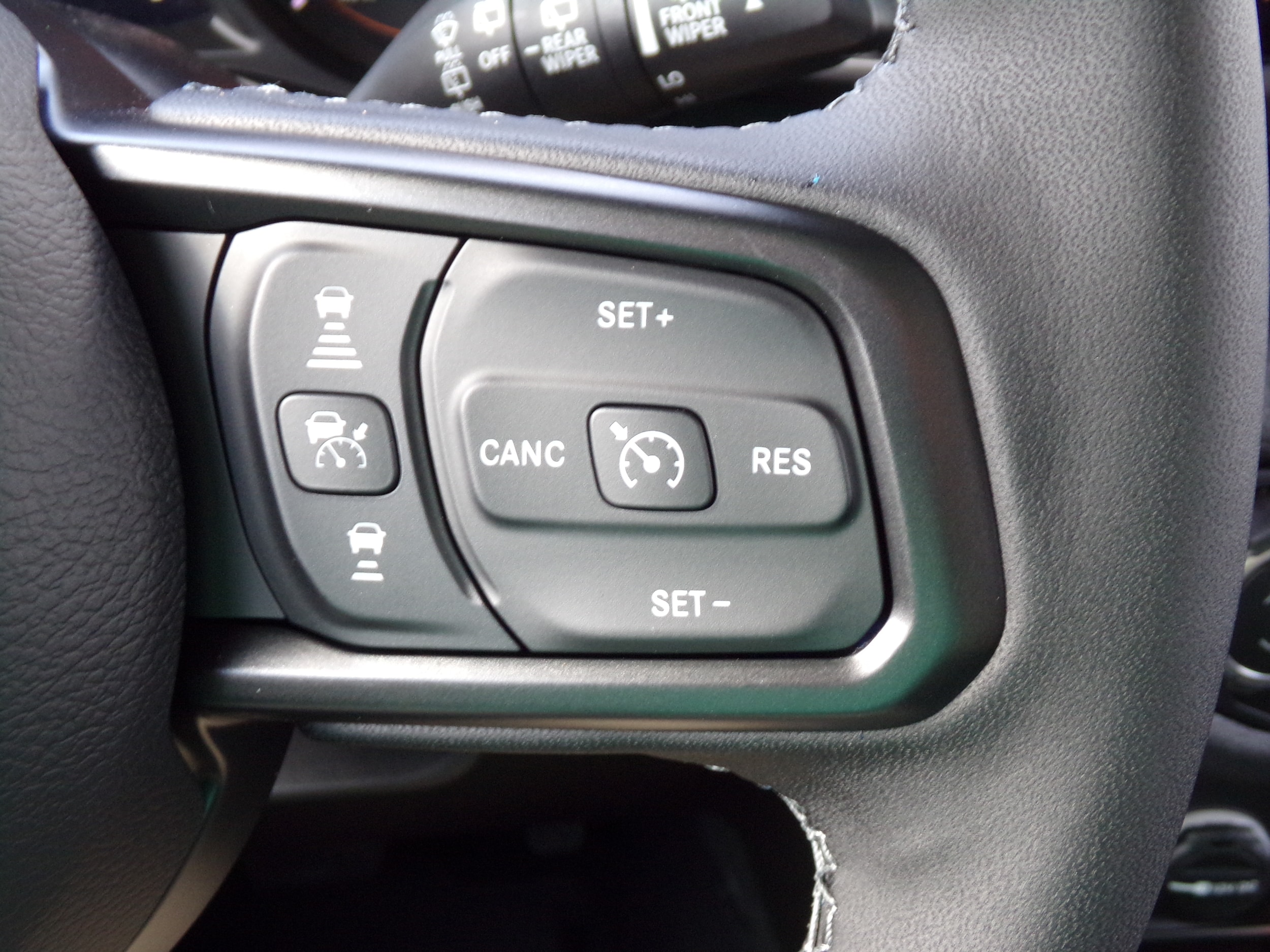2025 Jeep Wrangler 4-Door Willys - Photo 13