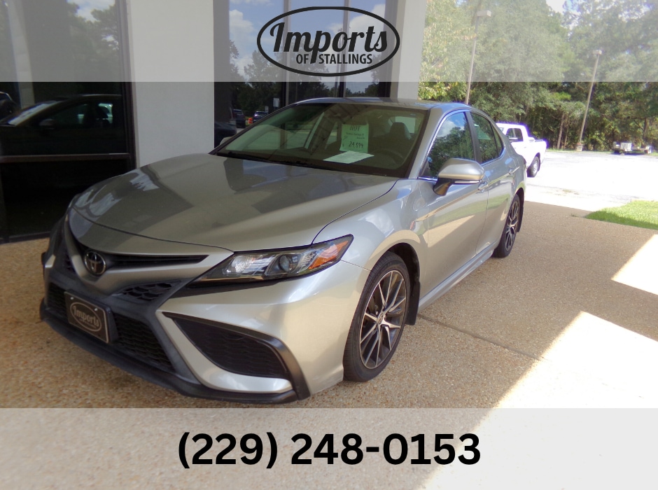 2022 Toyota Camry SE