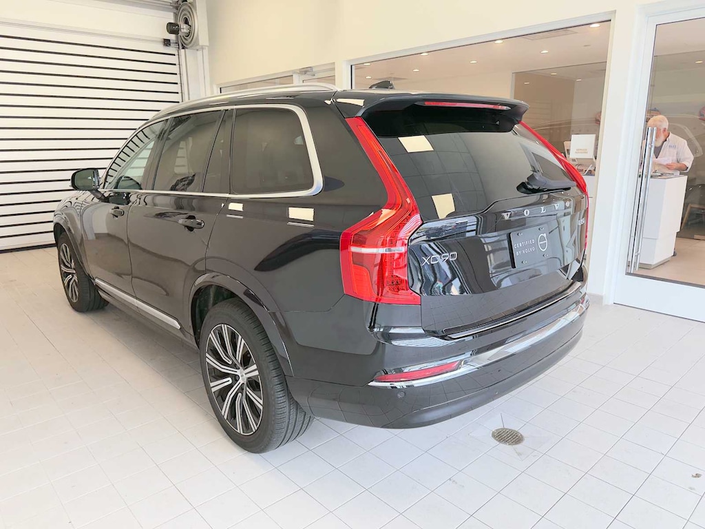 Used 2025 Volvo XC90 B5 Core SUV