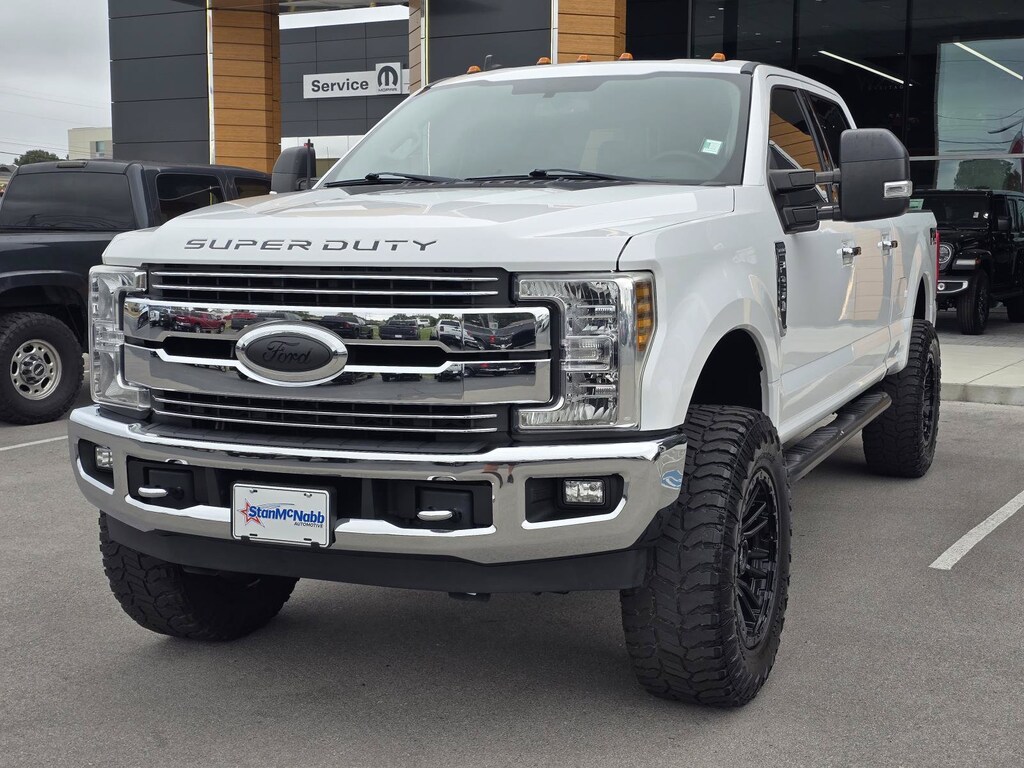 Used 2019 Ford F-250 Lariat Truck Crew Cab