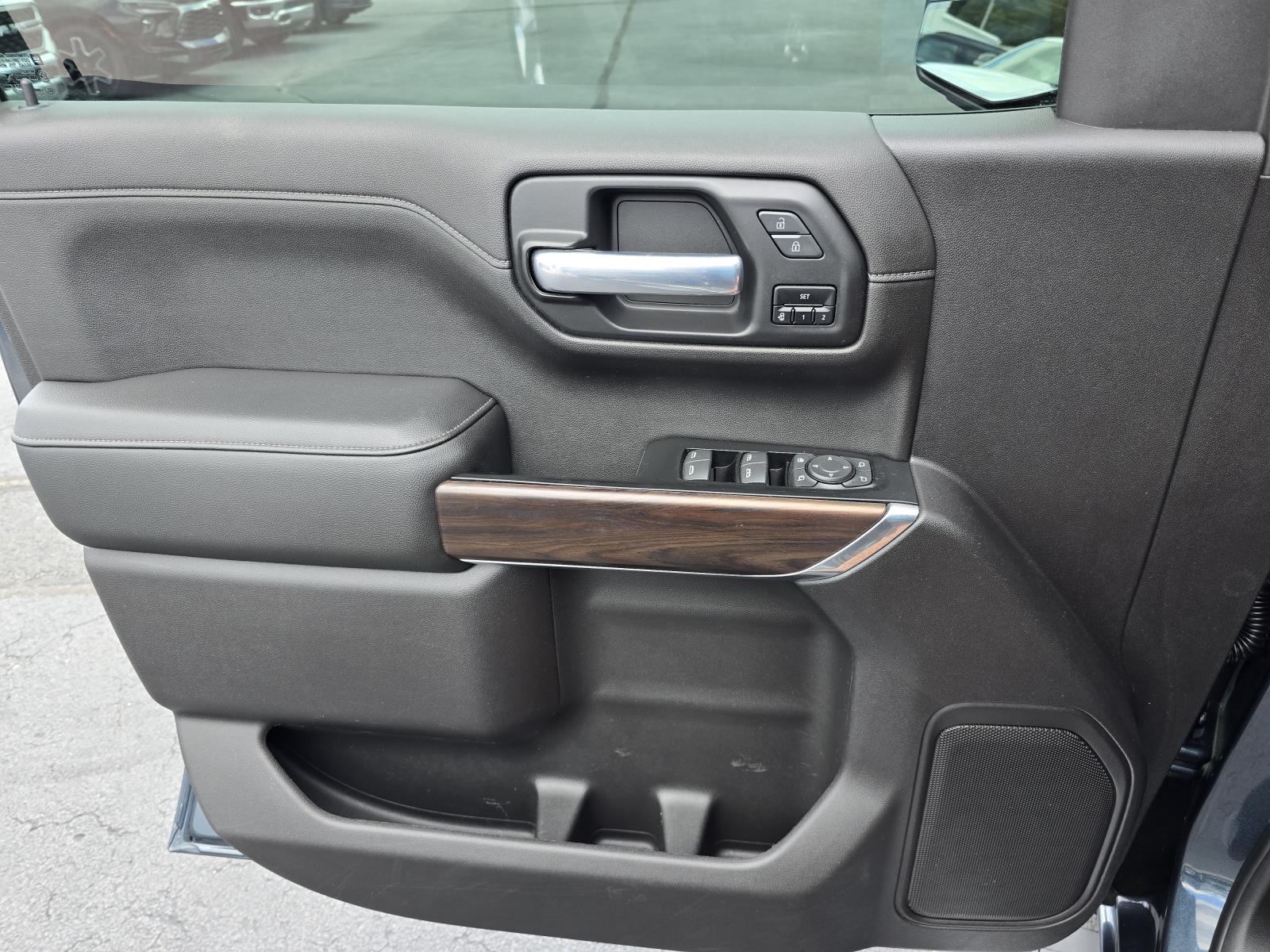 2020 GMC Sierra 1500 SLT - Photo 13
