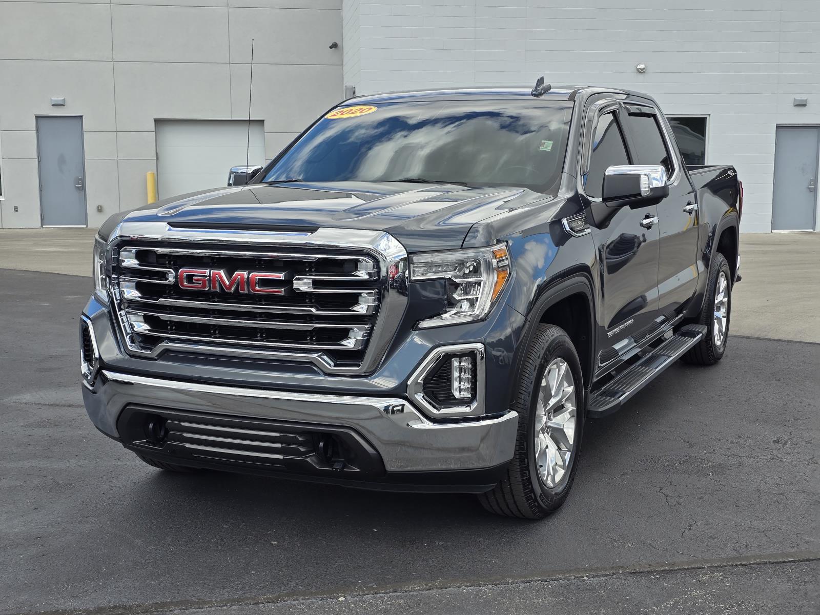2020 GMC Sierra 1500 SLT - Photo 3