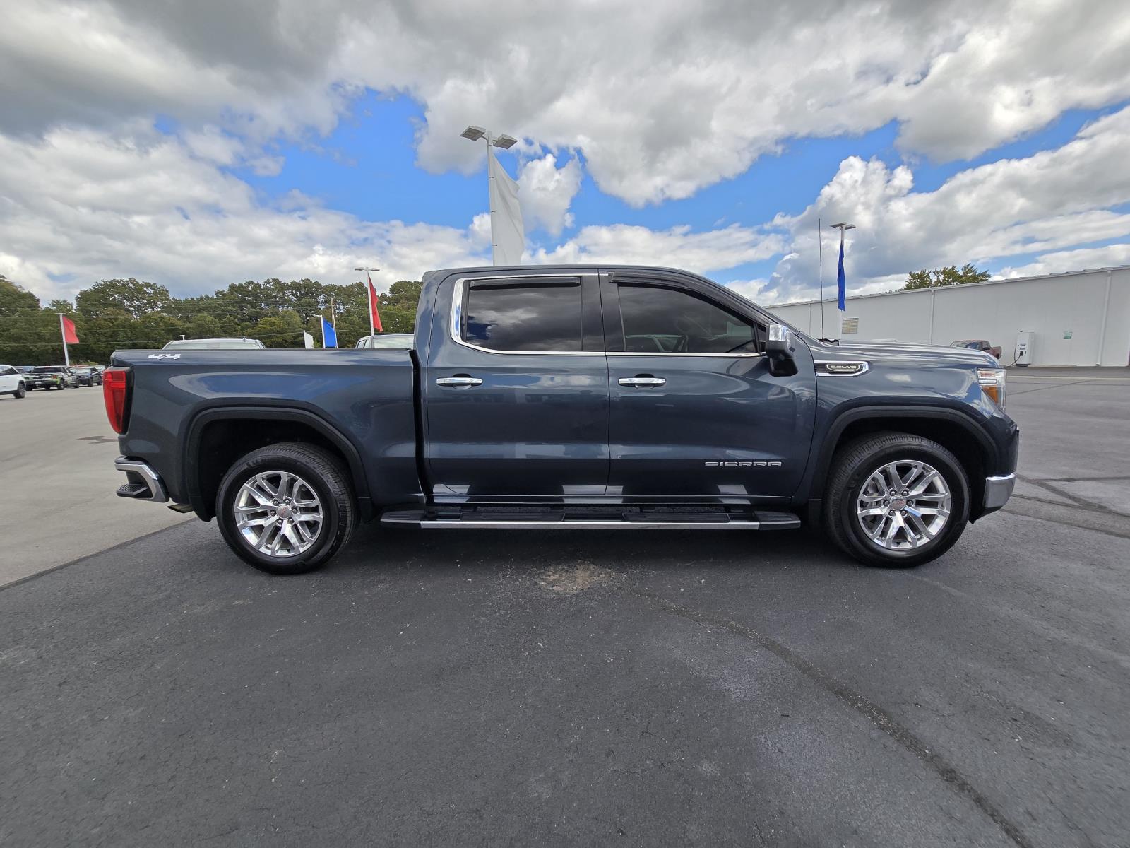 2020 GMC Sierra 1500 SLT - Photo 8