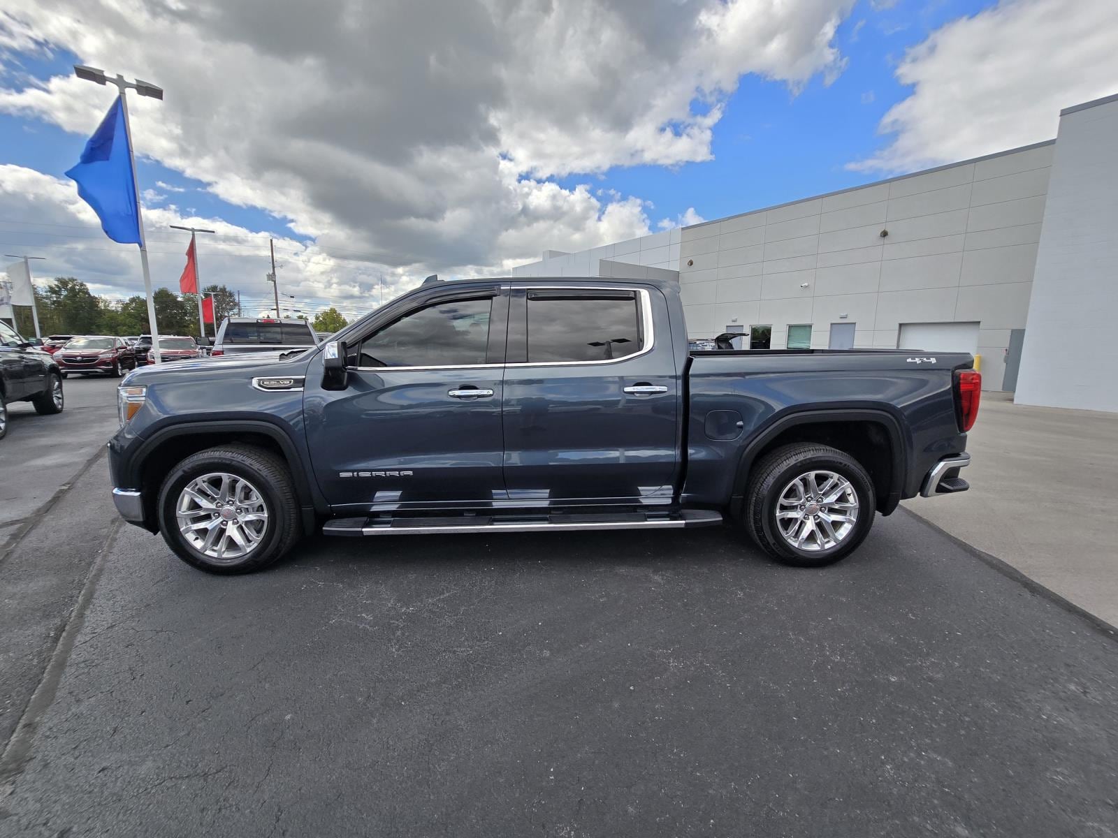 2020 GMC Sierra 1500 SLT - Photo 4