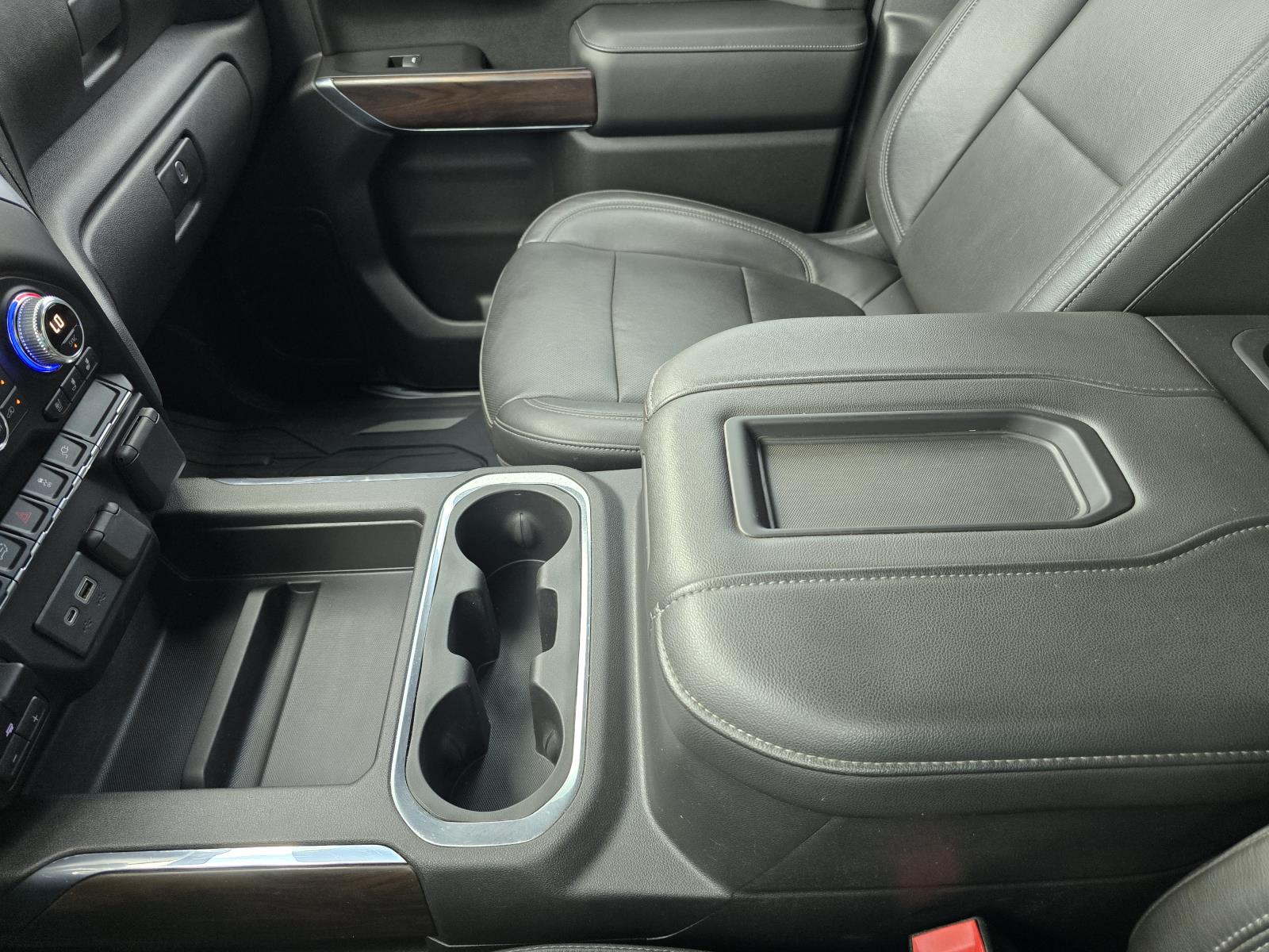2020 GMC Sierra 1500 SLT - Photo 18