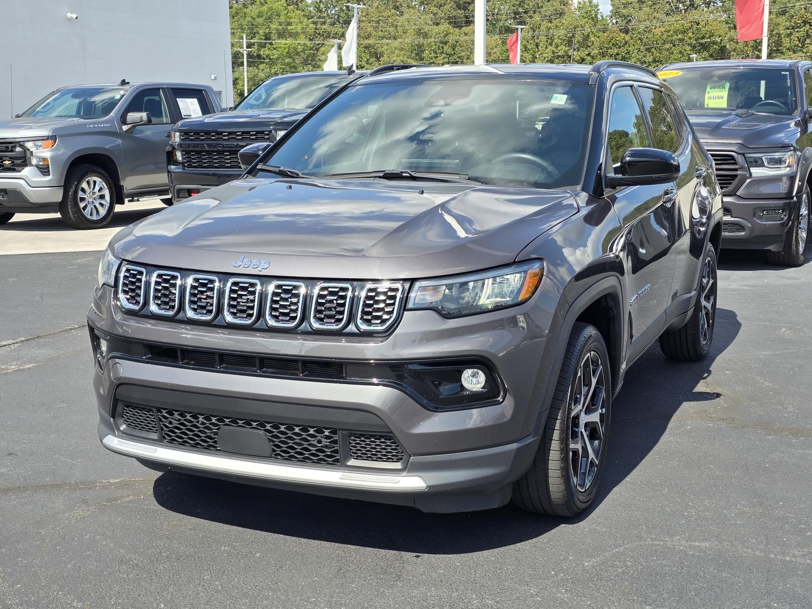 Used 2024 Jeep Compass Limited SUV