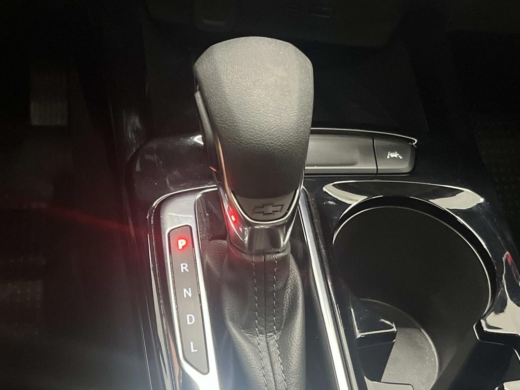 2025 Chevrolet Trax Activ - Photo 23