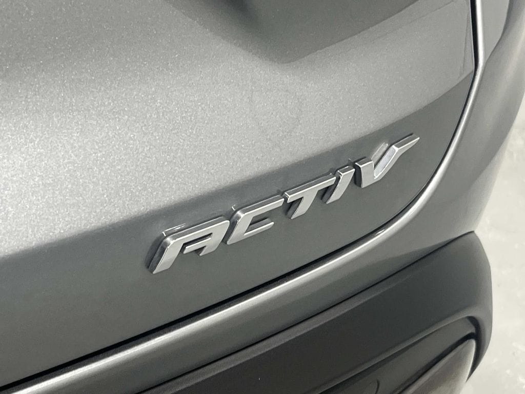 2025 Chevrolet Trax Activ - Photo 9