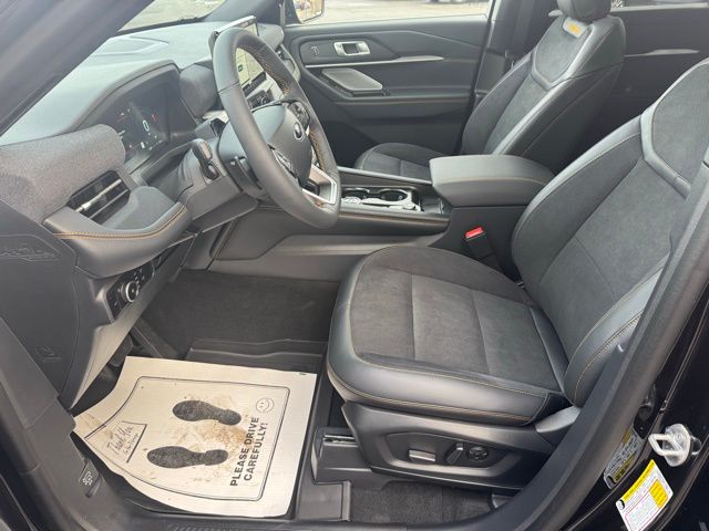 2026 Ford Explorer Tremor - Photo 6
