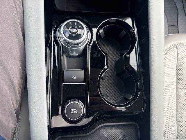 2026 Ford Explorer Platinum - Photo 27