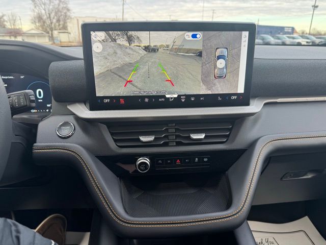 2026 Ford Explorer Tremor - Photo 24