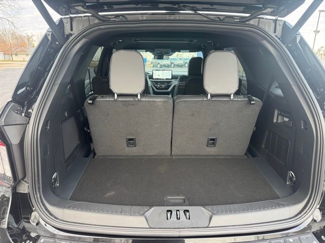 2026 Ford Explorer Tremor - Photo 12